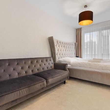 Ferienwohnung Lam Jegeho Alej - Jacuzzi - Free Parking Pressburg Exterior foto