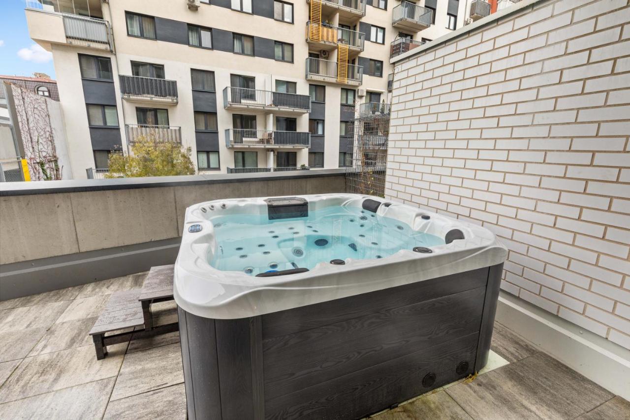 Ferienwohnung Lam Jegeho Alej - Jacuzzi - Free Parking Pressburg Exterior foto